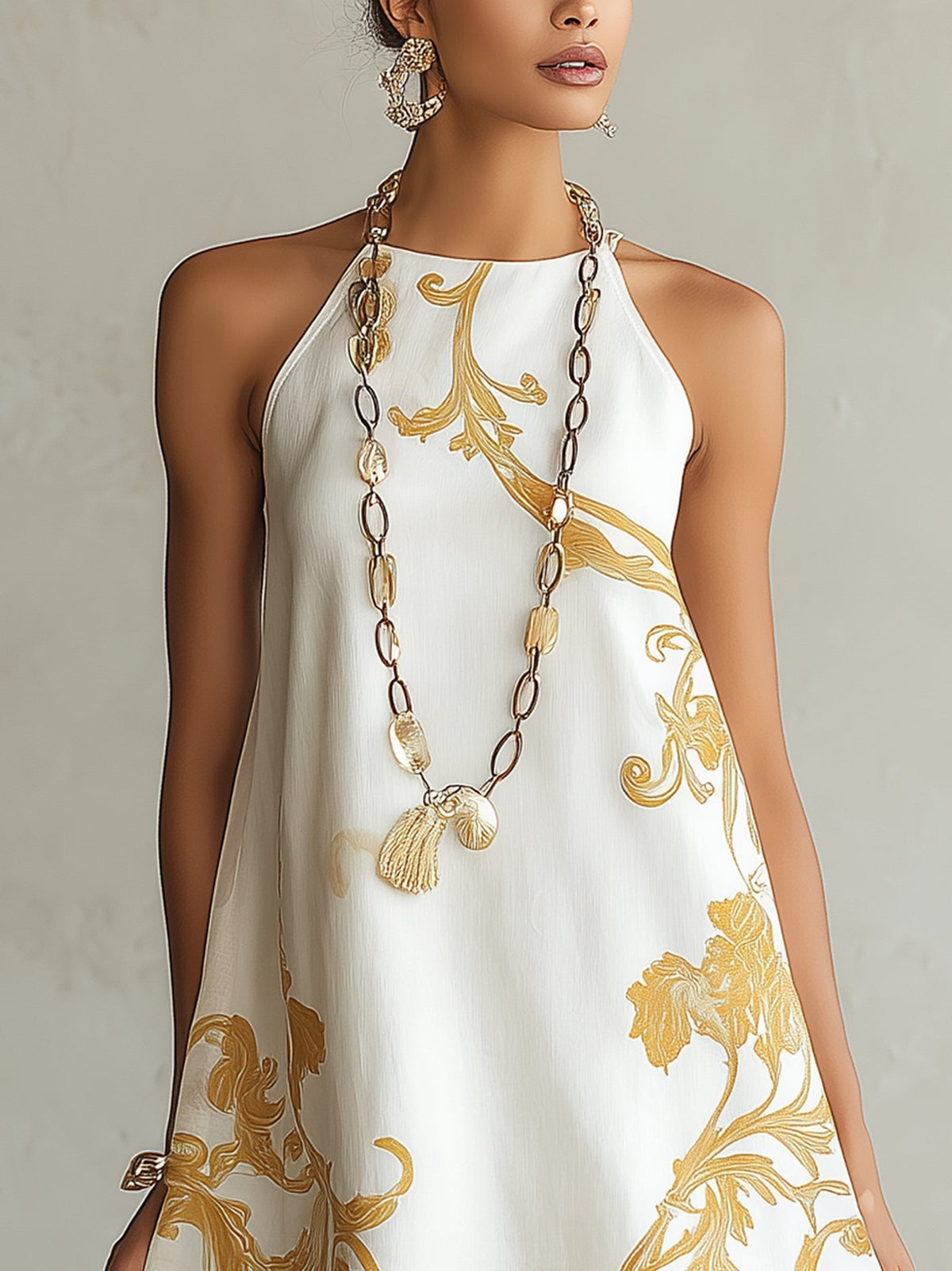 Dori - Vestido mini de encaje blanco con motivos dorados