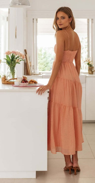 Desiré - Vestido largo escalonado Coral