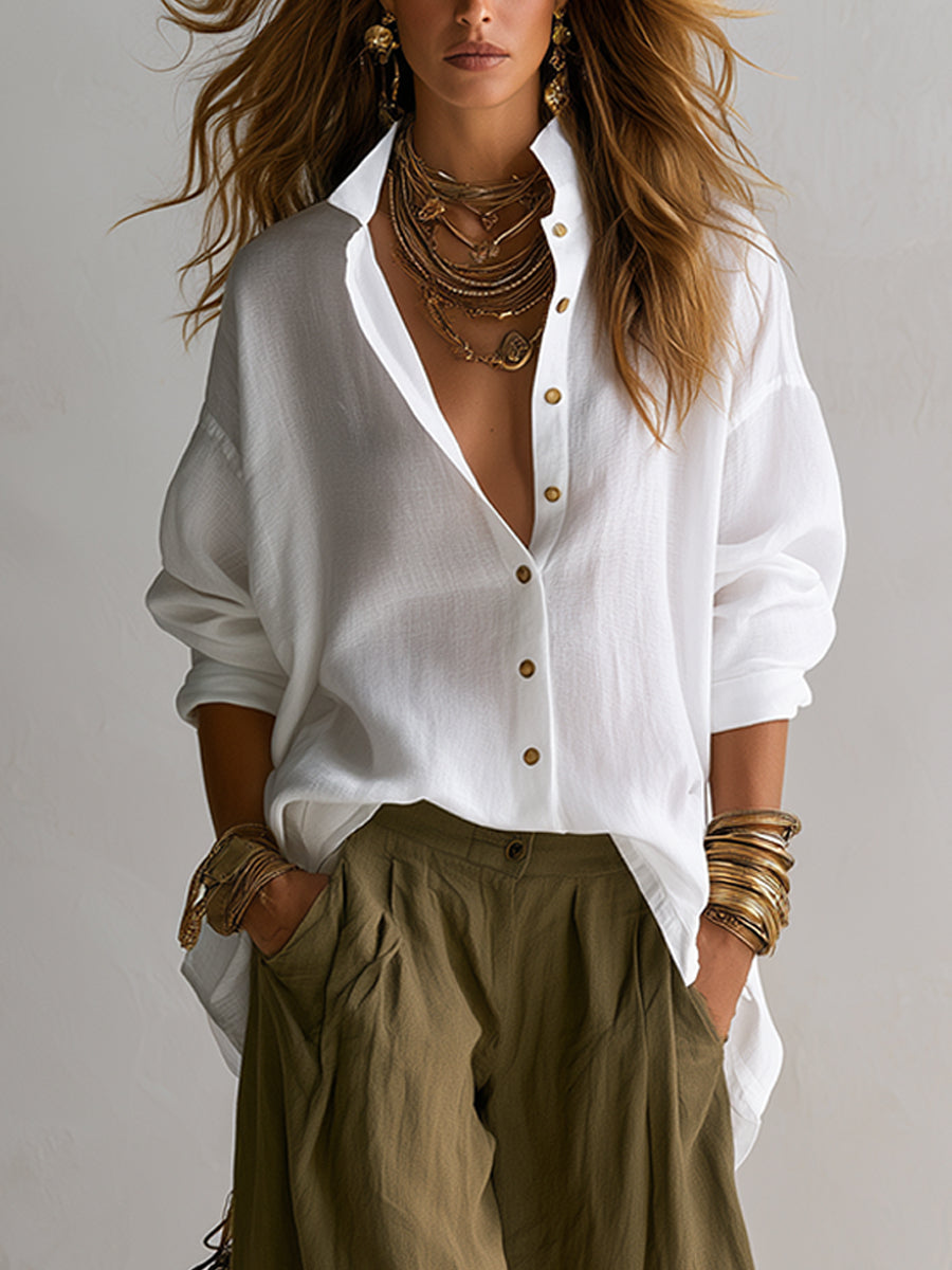 Carmen - Camisa blanca amplia y pantalón globo verde oliva
