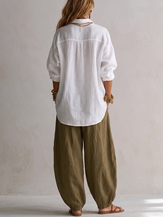 Carmen - Camisa blanca amplia y pantalón globo verde oliva