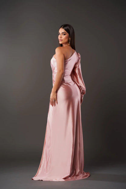 Dorie - Vestido asimétrico con abertura larga