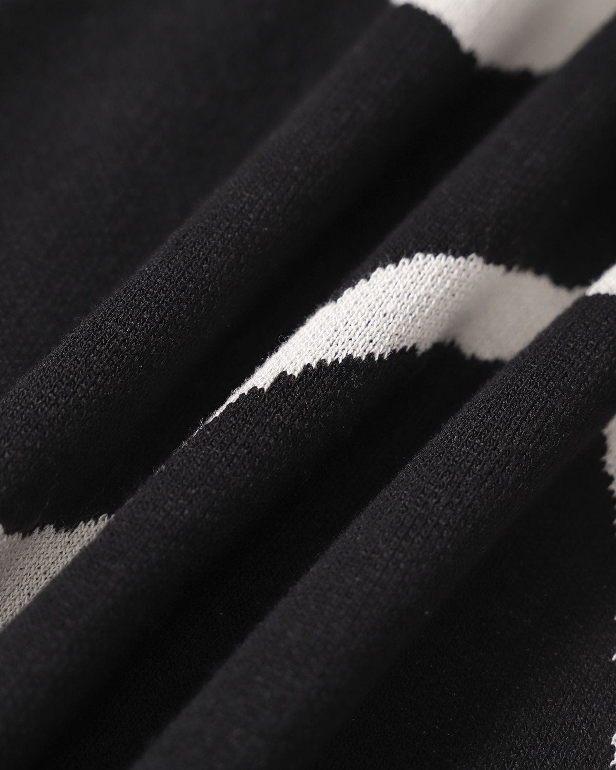 Black Wave - Vestido midi de punto con bajo en forma de sirena