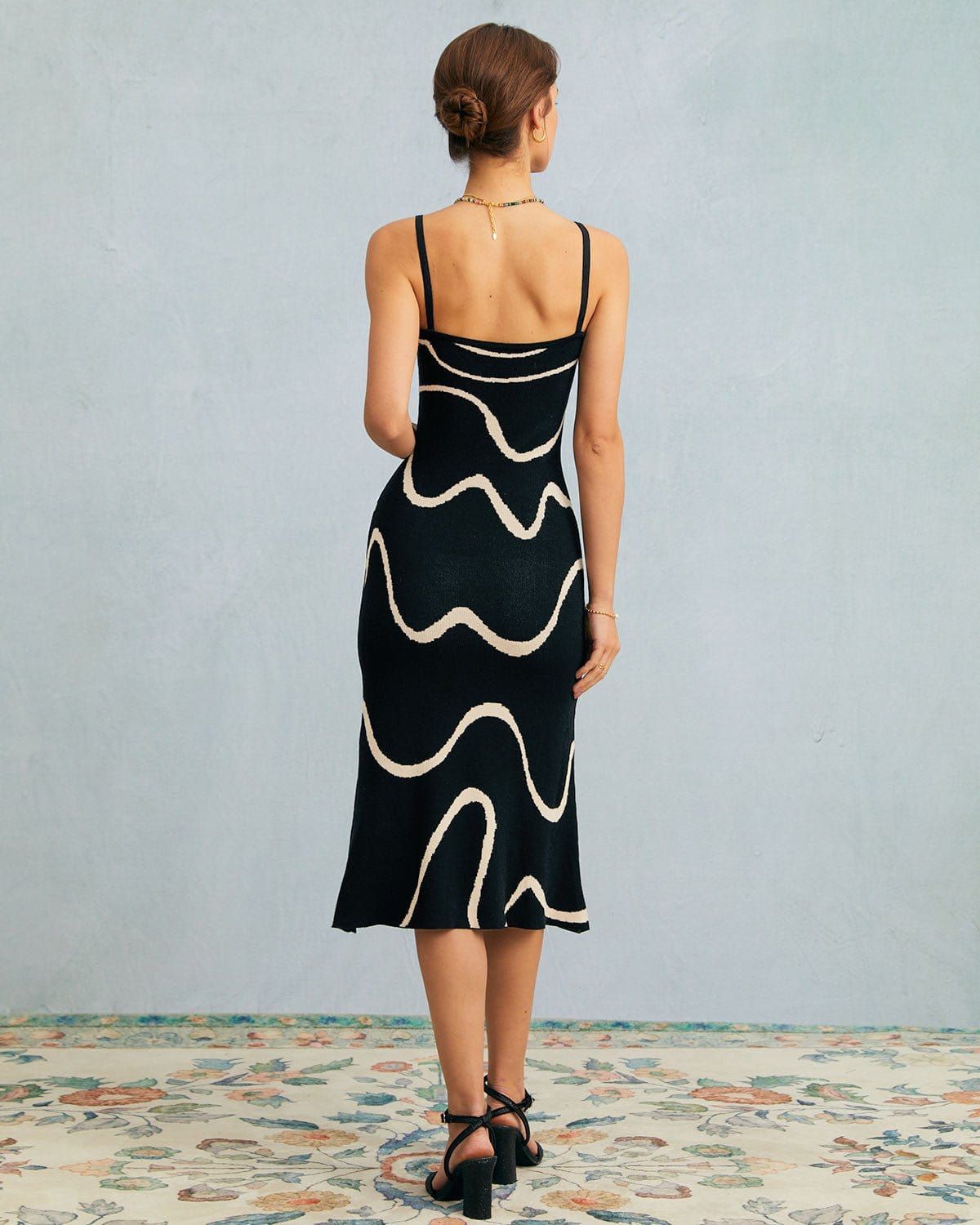 Black Wave - Vestido midi de punto con bajo en forma de sirena